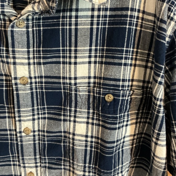 St. John's Bay Navy and White Plaid Casual Shirt - Picture 2 of 6